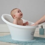 Shnuggle Baby Bath with Plug - Rose - Shnuggle - BabyOnline HK